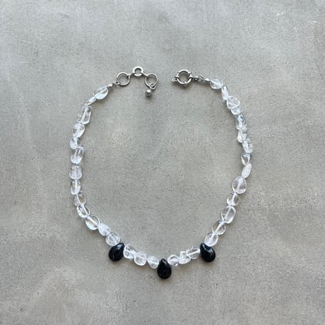 stone necklace *๑⭐︎՞（quartz/black onyx）