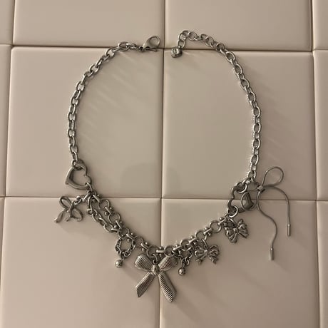 ribbon necklace