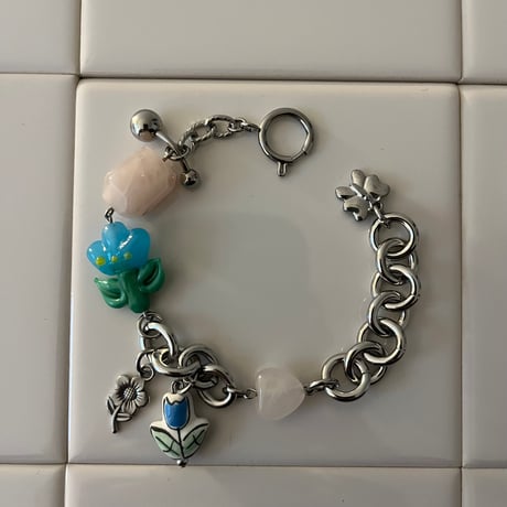 lovely flower bracelet