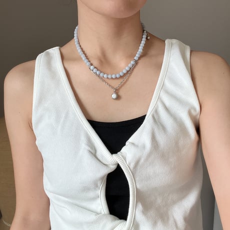 stone necklace-chalcedony × howlite