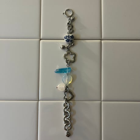 charm bracelet ㅤ۫  ✿֔ᮬ-blue crystal-