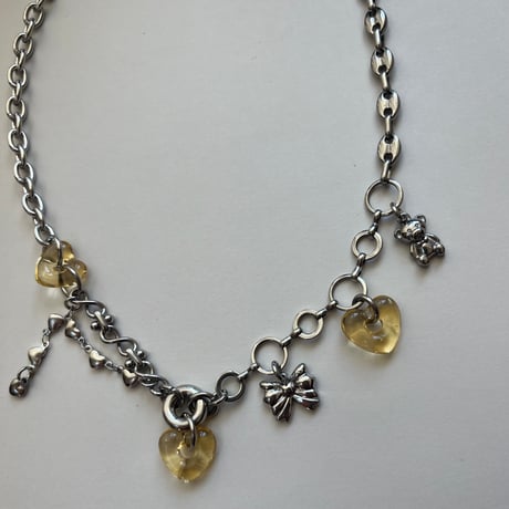 glass heart charm necklace-honey yellow-