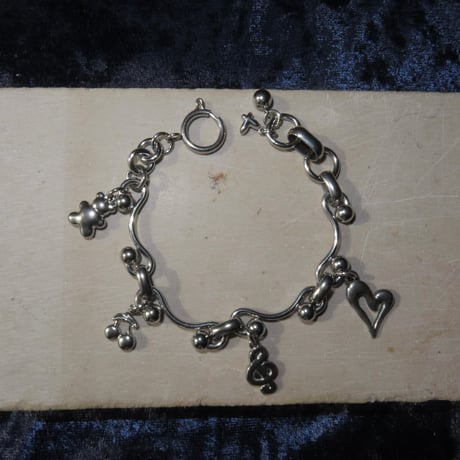 poppin charm bracelet꩜˚୨୧₊♱