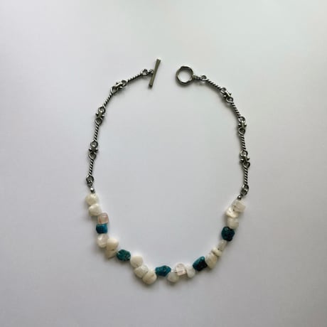 stone necklace ☠︎︎ ⋆₊ ♱ (moonstone/apatite）