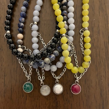 stone necklace-chalcedony × howlite