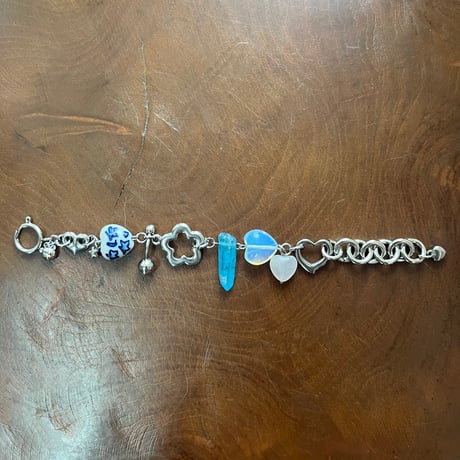 charm bracelet ㅤ۫  ✿֔ᮬ-blue crystal-