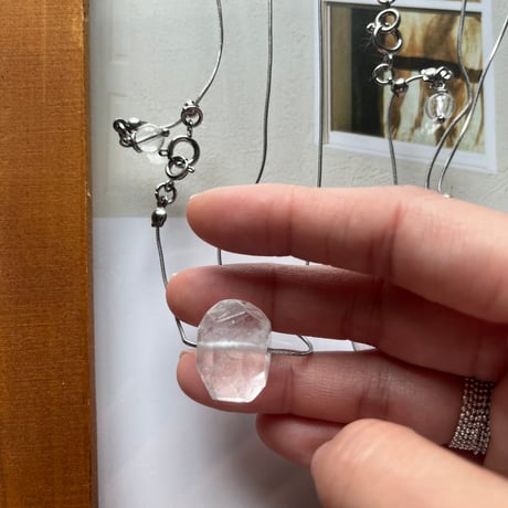 stone slide necklace-quartz-