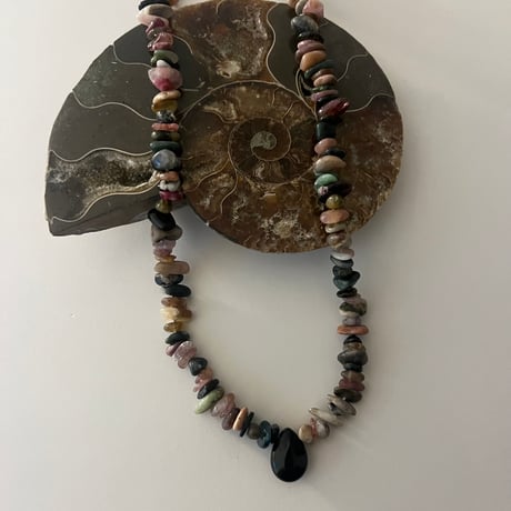 stone necklace-tourmaline × black onyx