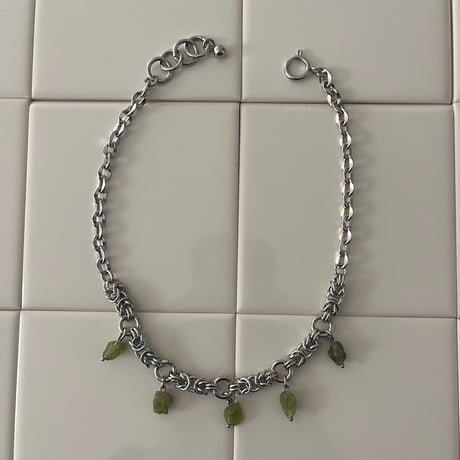 peridot necklace