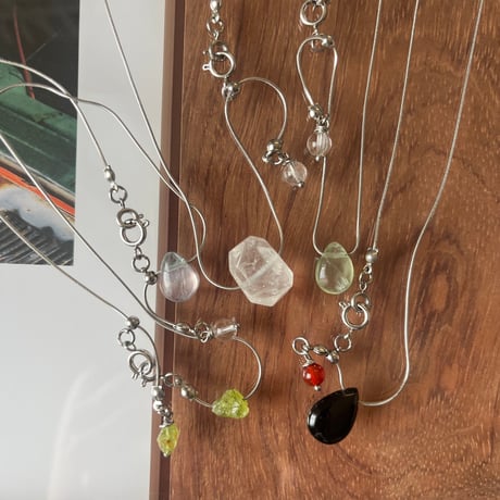 stone slide necklace-black onyx-