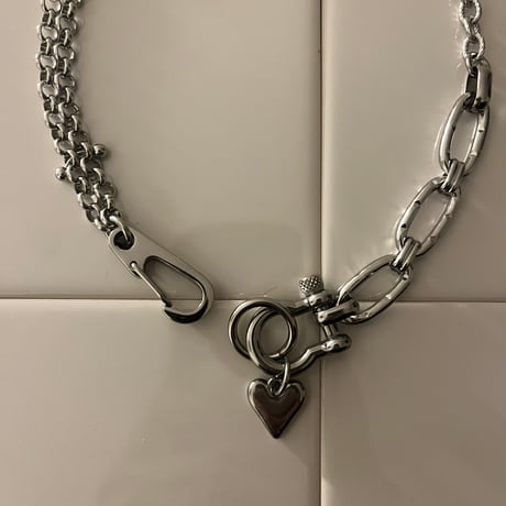 anchor shackle necklace-heart-