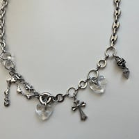 glass heart charm necklace-clear-