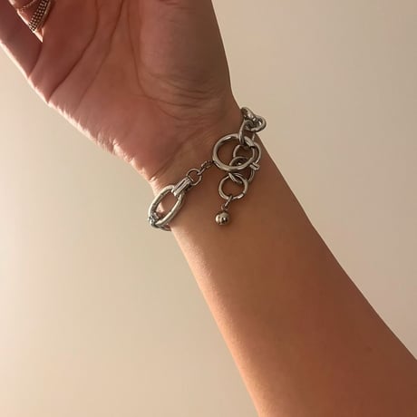 oval rink chain bracelet