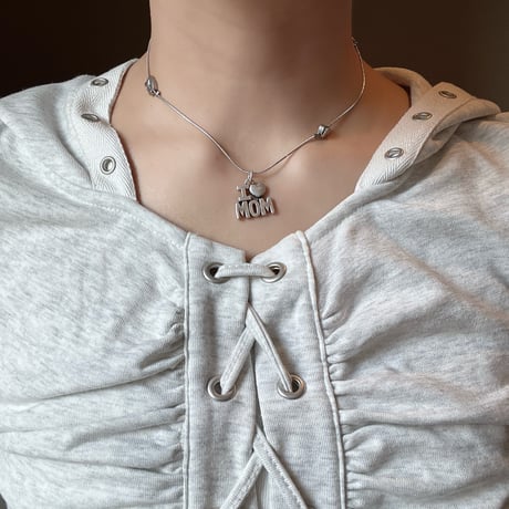 LOVE mom necklace♡ྀི ˖ ⊹