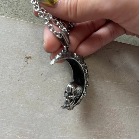 big moon necklace