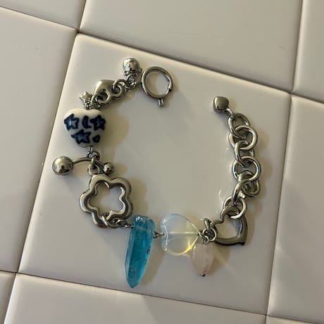 charm bracelet ㅤ۫  ✿֔ᮬ-blue crystal-