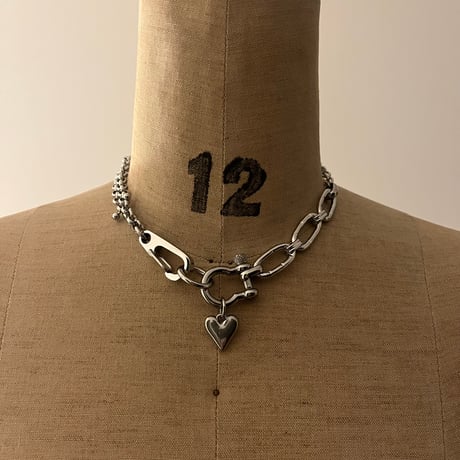 anchor shackle necklace-heart-