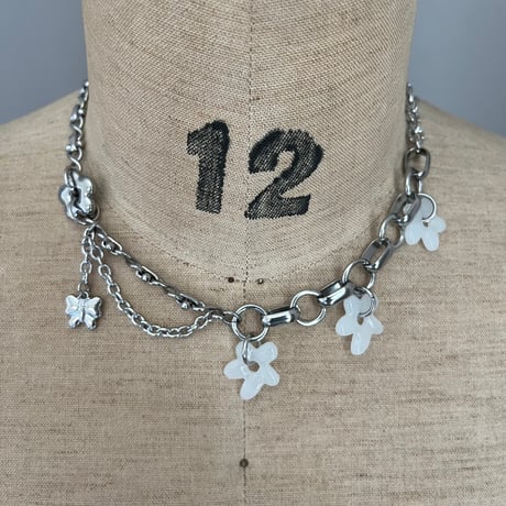 ohana necklace-milky white-