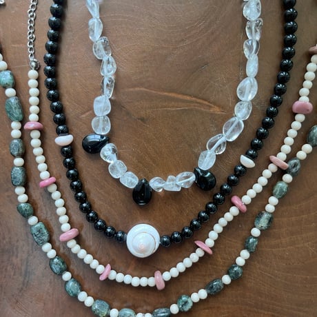 stone necklace *๑⭐︎՞（quartz/black onyx）