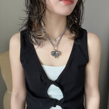 antique silver skull heart necklace
