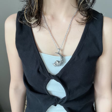 big moon necklace