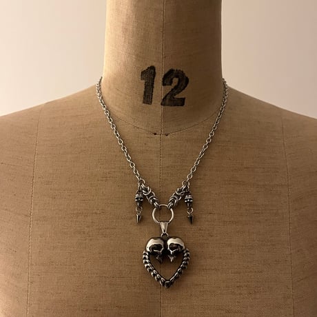 skull heart necklace