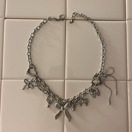 ribbon necklace