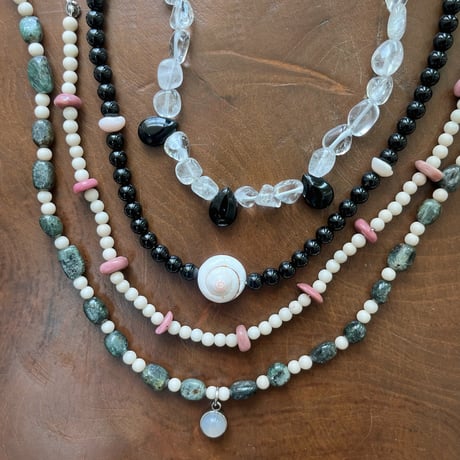 stone necklace ✩*ೃ.⋆（green garnet/fossil/agate）