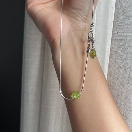 stone slide necklace-peridot-