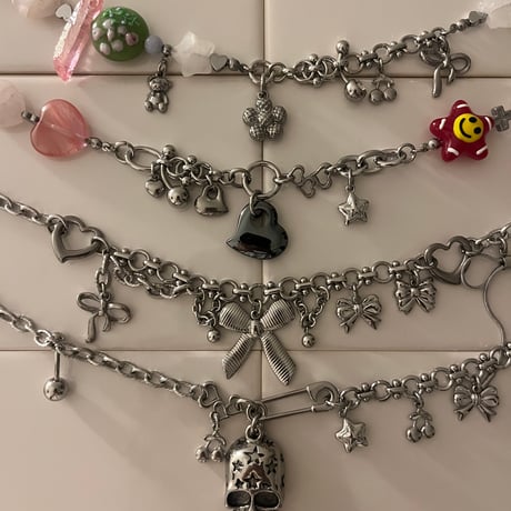 ribbon necklace