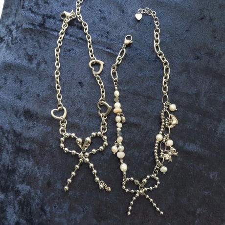 petit ribbon necklace