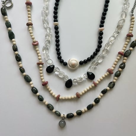 stone necklace ✩*ೃ.⋆（green garnet/fossil/agate）