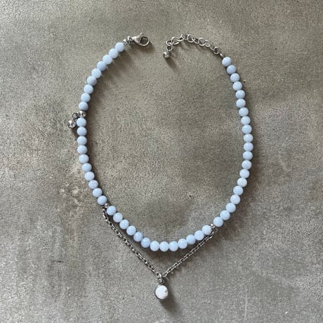 stone necklace-chalcedony × howlite