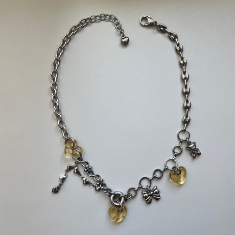 glass heart charm necklace-honey yellow-