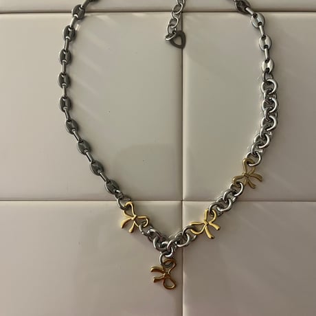 ribbon necklace
