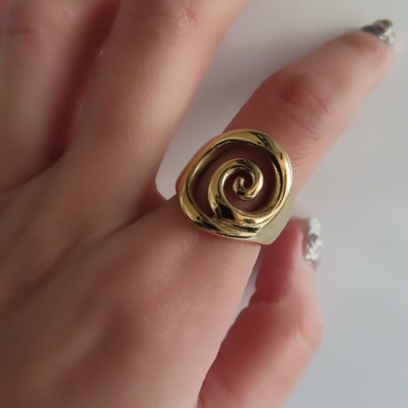 gold spiral ring