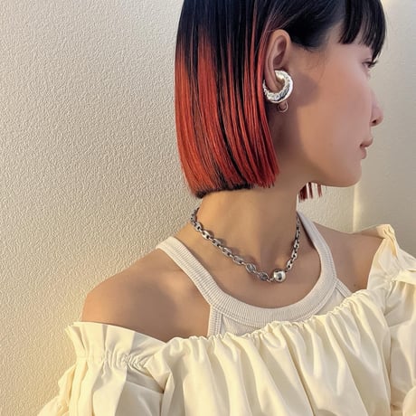 volume ear cuff