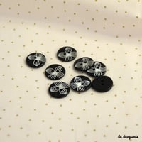 Bouton « Pétale gravé pion » 15 mm