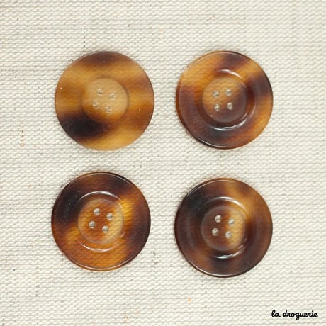 Bouton Ecaille bourrelet 4 trous L55 | Bouton 27mm