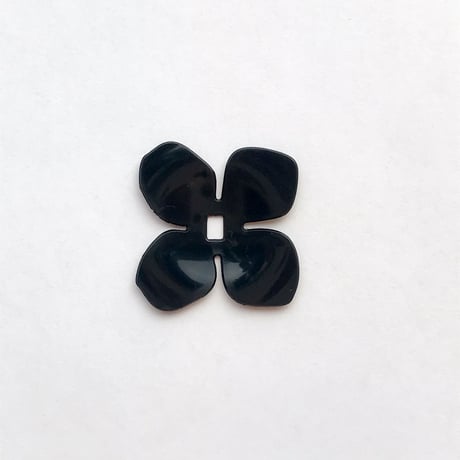 Perle « Une pervenche pour Courrèges »36ｍｍ