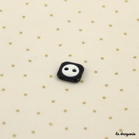 Bouton « Réglisse petit dôme » 13 mm