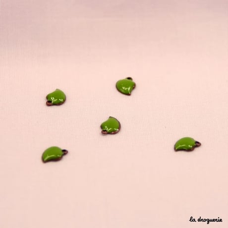Perle Toquade mini-feuille en coeur | Perle 9x6 mm