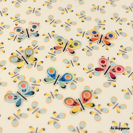 Ecusson Jolis papillons 38 mm | Ecusson à thermocoller 38×28 mm