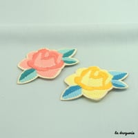 Ecusson « Rose stylisée »