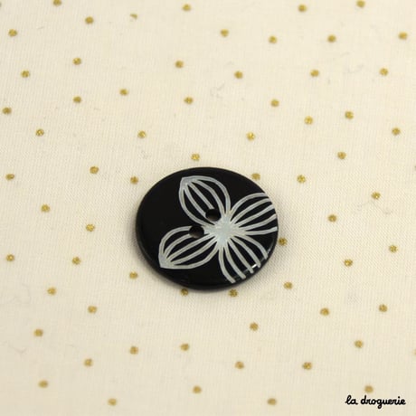 Bouton « Pétale gravé pion » 22 mm