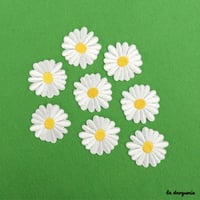 Ecusson “Marguerite Reine des prés” 34 mm
