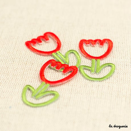 Ecusson tulipe ajouré | Ecusson à thermocoller 44 x 23 mm