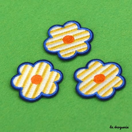 Ecusson “Good vibrations fleur” 34 mm
