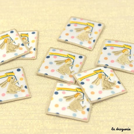Ecusson Little rabbits 37 mm | Ecusson à thermocoller 37×37 mm
