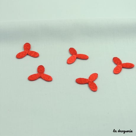 Ecusson Fleur de rien du tout | Ecusson à thermocoller 25 mm